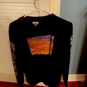 American Eagle tailgate shirt